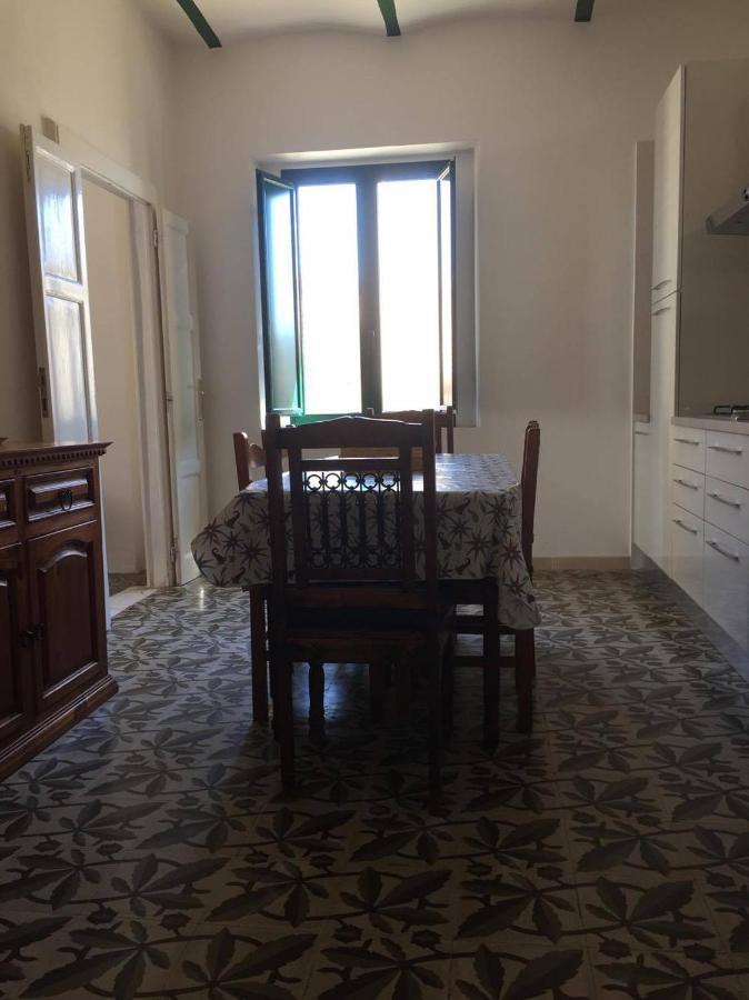 Ferienwohnung Casa Cardi Sperlonga Exterior foto